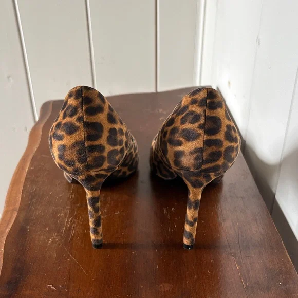 Saint Laurent Leopard-Print Pointed Pumps - Brown/Black - Picture 3 of 5